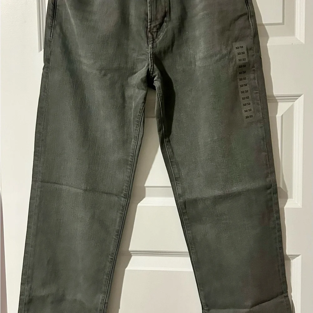 Gray Jeans - Picture 5 of 6